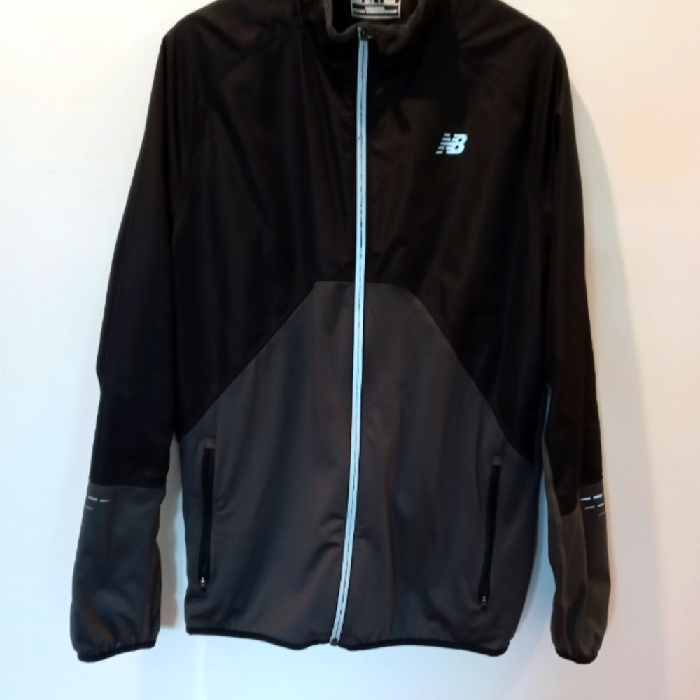 New Balance Men’s Black & Gray Full-Zip Jacket